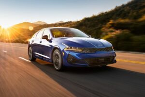 7 Cars to Watch: A Comprehensive Review of the Top Midsize Cars in 2023